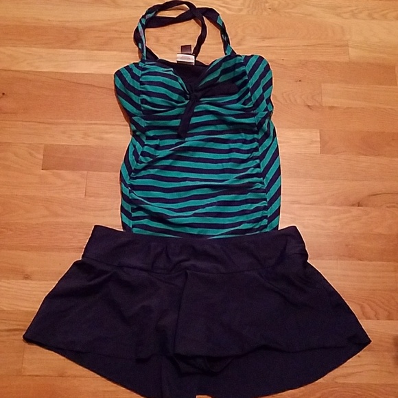 Maternity 2 piece swimsuit - Picture 1 of 5